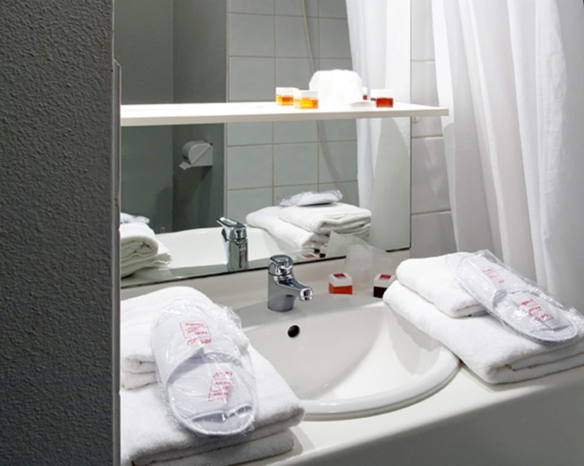 Sejours & Affaires Rennes Longs Champs Aparthotel Ngoại thất bức ảnh