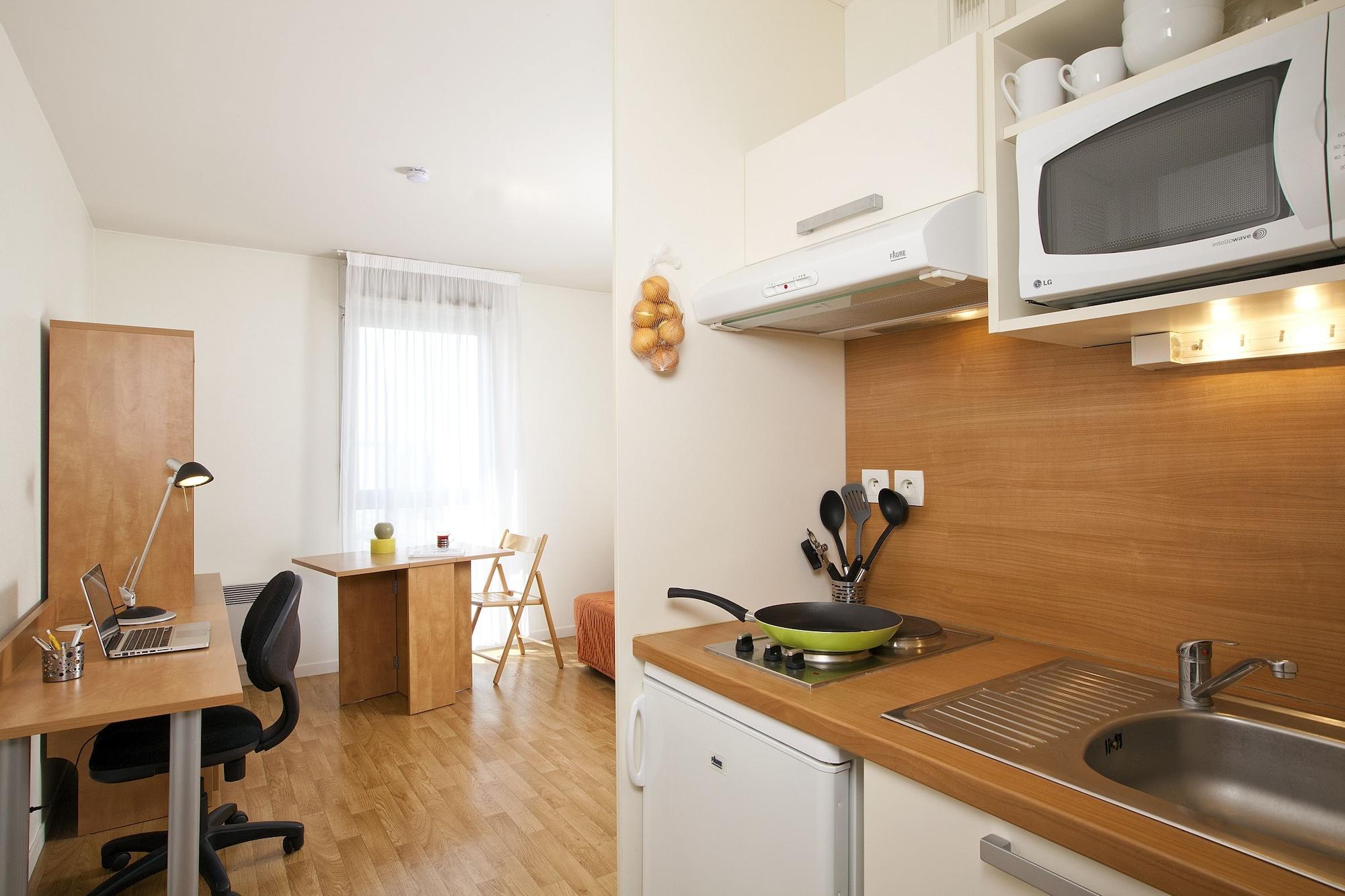 Sejours & Affaires Rennes Longs Champs Aparthotel Ngoại thất bức ảnh